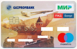 RUSSIA - RUSSIE - RUSSLAND GAZPROMBANK TULA KREMLIN MAESTRO BANK CARD EXPIRED - Cartes De Crédit (expiration Min. 10 Ans)