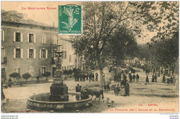 REVEL  LA FONTAINE DES TROIS GRACES ET LA PROMENADE - Revel