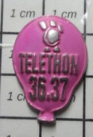 718B Pin's Pins / Beau Et Rare / INFORMATIQUE / MINITEL 36.37 TELETHON BALLON DE BAUDRUCHE - Informatik