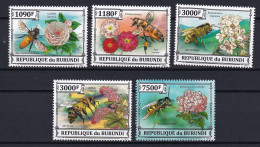 172 BURUNDI 2013 - Y&T 2094/97 Du BF 363 - Abeille Fleur - Neuf ** (MNH) Sans Charniere - Unused Stamps