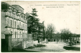 85 - B15630CPA - MOUILLERON EN PAREDS - Place Eglise, Les Halles - Très Bon état - VENDEE - Mouilleron En Pareds