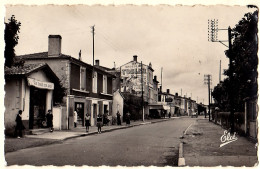 33 - B20104CPA - GUJAN MESTRAS - ARCACHON - Cours De La Republique - Coiffeur - Très Bon état - GIRONDE - Gujan-Mestras