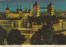 U5697 London - Tower Of London And Tower Bridge - Night Nacht Nuit Notte Noche / Non Viaggiata - Tower Of London