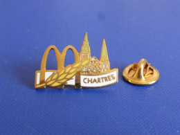 Pin's MC Donald's Mc Do Chartres - Cathédrale église épi De Blé Céréale - Restaurant (VA66) - McDonald's