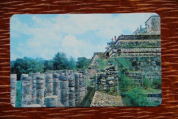 MEXIQUE - YUCATAN, CHICEN ITZA, El Templo De Los Guerreros, Columnas - México