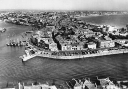 Les Sables D'olonne * Vue Aérienne Sur Le Port Et La Plage - Sables D'Olonne