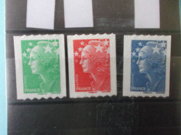 TIMBRE : AUTOADHESIF , No: 219 Vert , 220 Rouge , 221 Bleu De ROULETTE , MARIANNE De BEAUJARD , XX, En Bon état - Coil Stamps