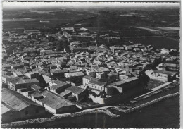 MEZE  VUE GENERALE  CHAPELLE DES PENITENTS AU PREMIER PLAN  ANNEE 1958 - Mèze