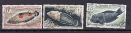 NOUVELLE CALEDONIE Dispersion D'une Collection Oblitéré Used  1965 Faune Poissons - Usados