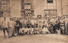 68 NEUF BRISACH  - Carte Photo Caserne Soldats Du 4e Bataillon - Neuf Brisach