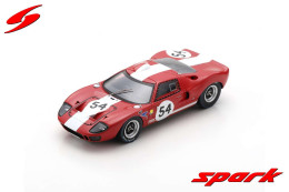 Ford GT40 - BOAC 6 Hours 1967 #54 - D. Charlton/C. Crabbe - Spark - Spark