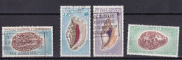 NOUVELLE CALEDONIE Dispersion D'une Collection Oblitéré Used 1970 Faune Coquillages - Used Stamps