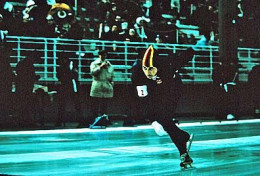 Diapositive Diapo Jeux Olympiques D'Hiver GRENOBLE 1968  Patinage De Vitesse Dame Compétitrice N° 2 - Diapositives