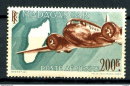 MADAGASCAR - PA 64A - 200F Vert Et Sépia - Neuf N** - Très Légères Rousseurs Verso. - Airmail