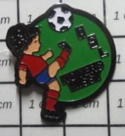 718C Pin's Pins / Beau Et Rare / THEME : SPORTS / FOOTBALL CLUB CALVADOS NOYERS MISSY - Football