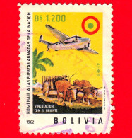 BOLIVIA - Usato - 1962 - Omaggio Alle Forze Armate Della Bolivia - Aereo E Carro Da Buoi - 1200 - P. Aerea - Bolivia