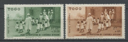 TOGO 1942 PA N° 6/7 ** Neufs MNH Superbe C 4 € Profit De L'oeuvre Protection De L'enfance Indigène Infirmière - Unused Stamps