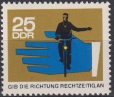 1966 DDR, ** Mi:DD 1171, Yt:DD 868, Gib Die Richtung Rechtzeitig An, Verkehrssicherheit - Accidents & Road Safety