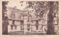 86 CHATEAU D AINAY LE VIEIL                      Cour D Honneur - Ainay-le-Vieil