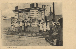 PC HAITI CARIBBEAN PORT-au-PRINCE SCENE WITH PEOPLE Vintage Postcard (b52108) - Haïti