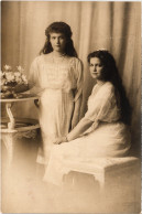 PC RUSSIAN ROYALTY ROMANOV GD DUCHESS MARIA NIKOLAEVNA AND ANASTASIA (a48145) - Familles Royales