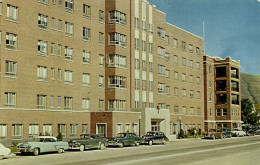 PC US, ST. PATRICK'S HOSPITAL, MISSOULA, MONTANA, MODERN Postcard (b52358) - Missoula