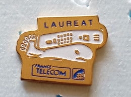 Pin's France Telecom Laureat Baleine Telephone - France Télécom