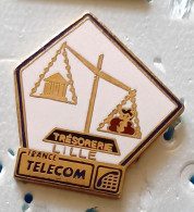 Pin's France Telecom Trésorerie Lille Numéroté 043 Signé PAC - Telecom De Francia