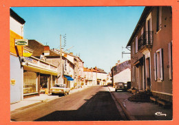 03987 / Peu Commun ALBAN 81-Tarn Rue Principale DUQUESNE-PURINA VILMORIN OPEL REKORD-C, RENAULT 4 COMBIER - Alban