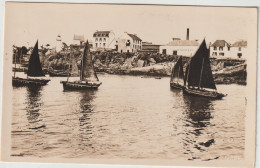 CLOHARS CARNOET DOELAN DOUELAN  BATEAUX SARDINIERS TRENTRANT AU PORT - Clohars-Carnoët