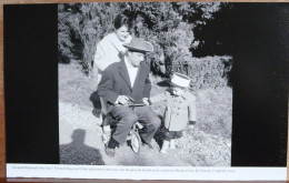 FERNAND RAYNAUD AVEC SA FEMME RENEE ET SON FILS PASCAL GRAND FORMAT - Famous People