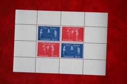 Sheet Feuillet Bogen Velletje Block Kinderzegels ; NVPH 418 Mi Block 3 ; 1964 POSTFRIS / MNH / ** SURINAME / SURINAM - Suriname ... - 1975