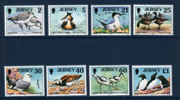 Jersey, **, Yv 806 à 813,   Mi 813 à 820, Oiseaux D'eau, Bécasseau Sanderling, Grèbe Huppé, Sterne Caugek, Bernache, ... - Jersey