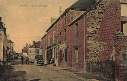 Boucé * Rue De Carrouges * Automobile Ancienne Commerces Magasins * Cpa Toilée Colorisée - Autres & Non Classés