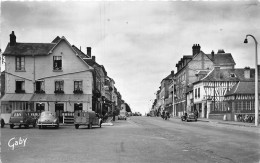 27-BOURG-ACHARD- LA ROUTE VERS PONT-AUDEMER - Other & Unclassified