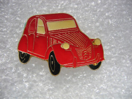 Pin's D'une 2CV De Couleur Rouge - Citroën