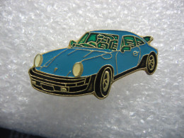 Pin's D'une Porsche De Couleur Bleue - Porsche