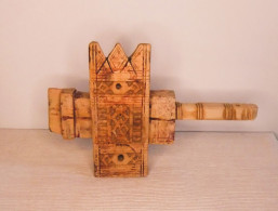 ANTIGUA CERRADURA, CANDADO (MARRUECOS) DE MADERA CON LLAVE - African Art