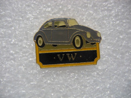 Pin's D'une Coccinelle De Chez Volkswagen - Volkswagen