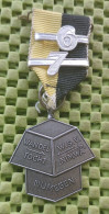 Medaille - Nijmegen , Wandeltocht - W.S.V. Nimwa Nijmegen .-  Original Foto  !!  Medallion  Dutch - Autres & Non Classés