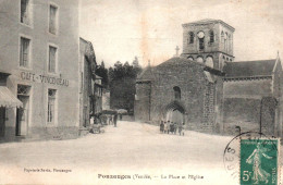 Pouzauges : La Place Et L'église - Pouzauges