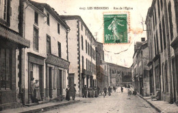 Les Herbiers : Rue De L'église - Les Herbiers