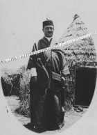 MAGHREB / CARTE PHOTO / 1905 - 1940 / COUTEAU / COUTELLERIE / JANBIYA - Afrika