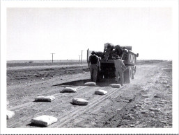 10-3-2024 (2 Y 36) Australia - Preparing For Road Stabilisation (b/w) - Sonstige & Ohne Zuordnung