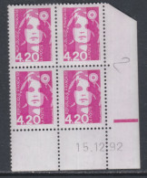 France N° 2770 XX  Briat 4 F. 20 Rose En Bloc De 4 Coin Daté Du 15 - 12 - 92 ;1 Barre, Gomme Légèrement Altérée Sinon TB - 1990-1999