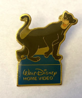 PINS WALT DISNEY HOME VIDEO  BAGHEERA LA PANTHERE DANS LE LIVRE DE LA JUNGLE / Doré /33NAT - Disney