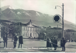 P646 Cartolina Lagonegro Piazza Trento Con Edificio Scolastico Grossi Potenza - Potenza