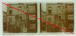 Belgique, Photo Sur Plaque De Verre, Manneken Pis, Bruxelles, Commerce, Coiffeur, Rue, Place, Animées. - Diapositivas De Vidrio