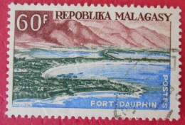 42 Repoblika Malagasy République Malgache Fort-Dauphin - Géographie