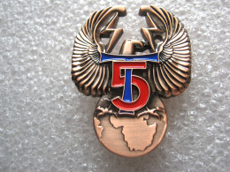 INSIGNE EN BRONZE DES TRANSMISSIONS 48° RT 5° COMPAGNIE ETAT EXCELLENT FAB. IMC - Esercito